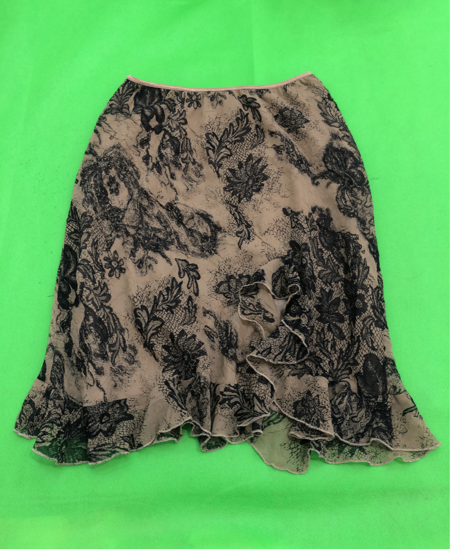 Before Petite Floral Skirt