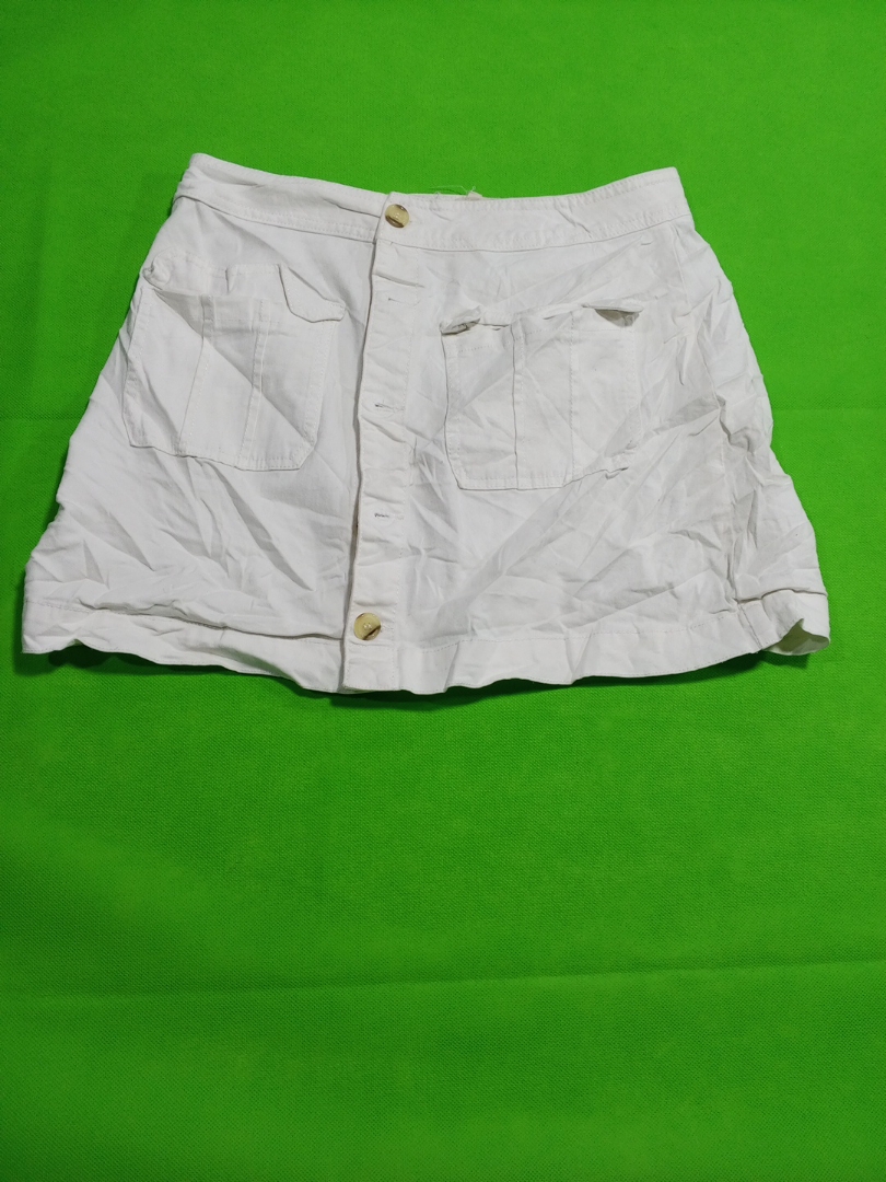 カッパーキー ホワイト ミニスカート