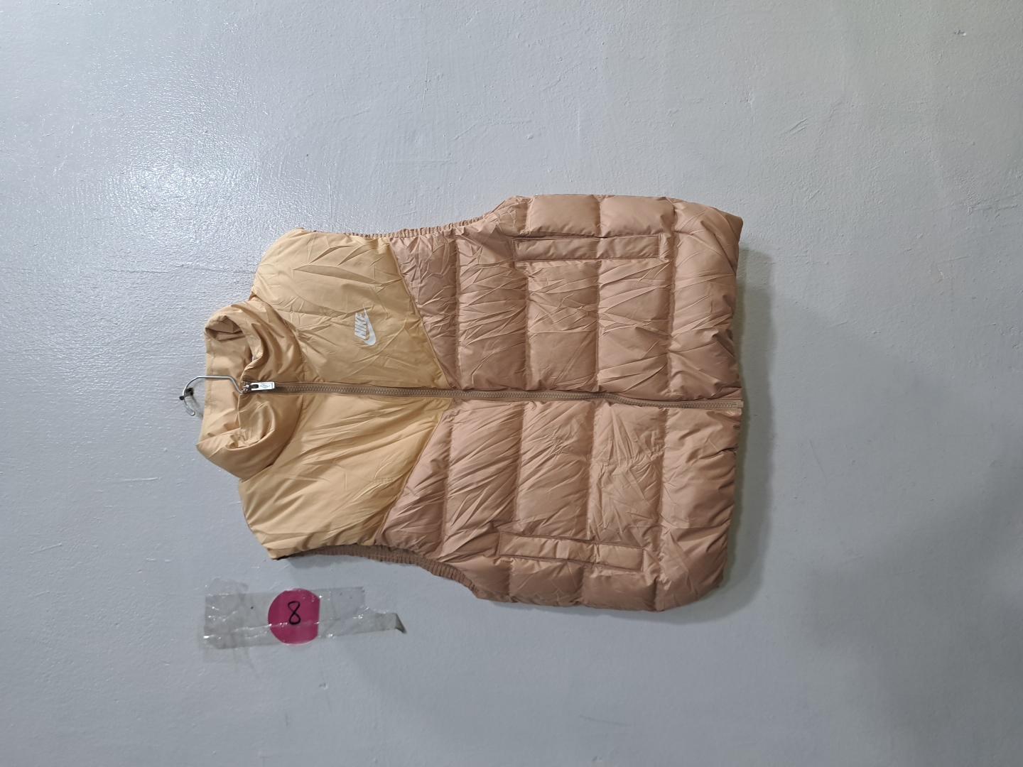 ナイキ パファーベスト