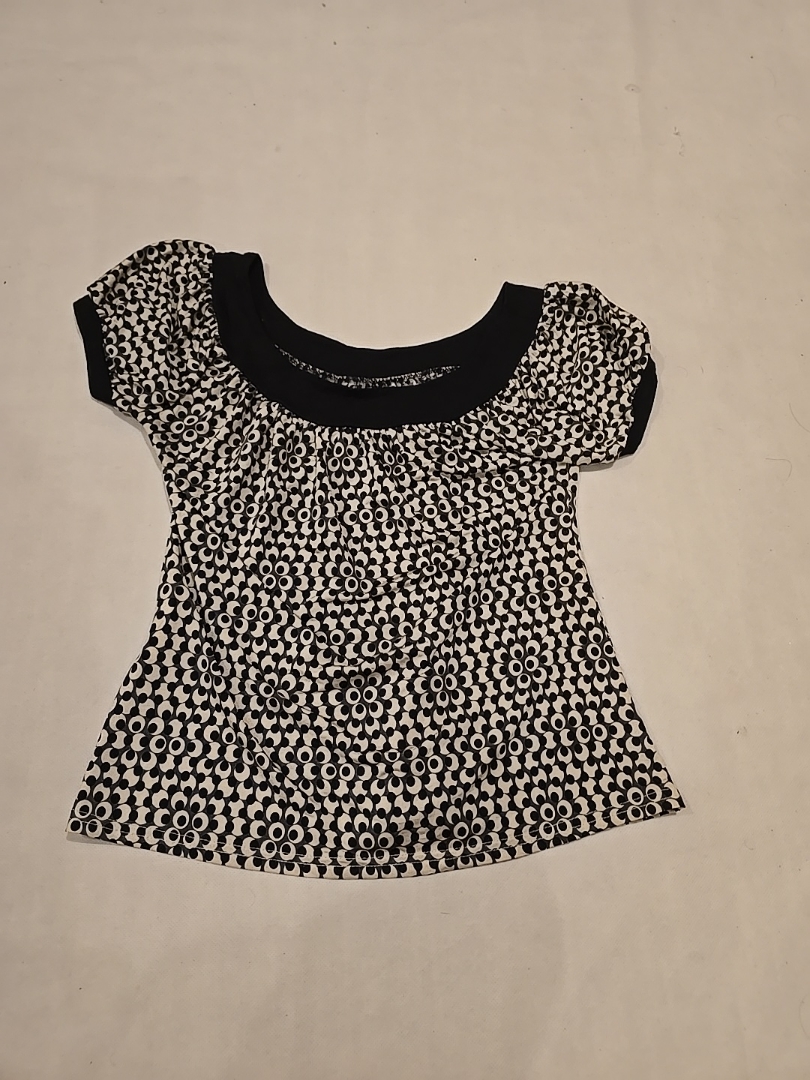 Blouse with Black and White Pattern
