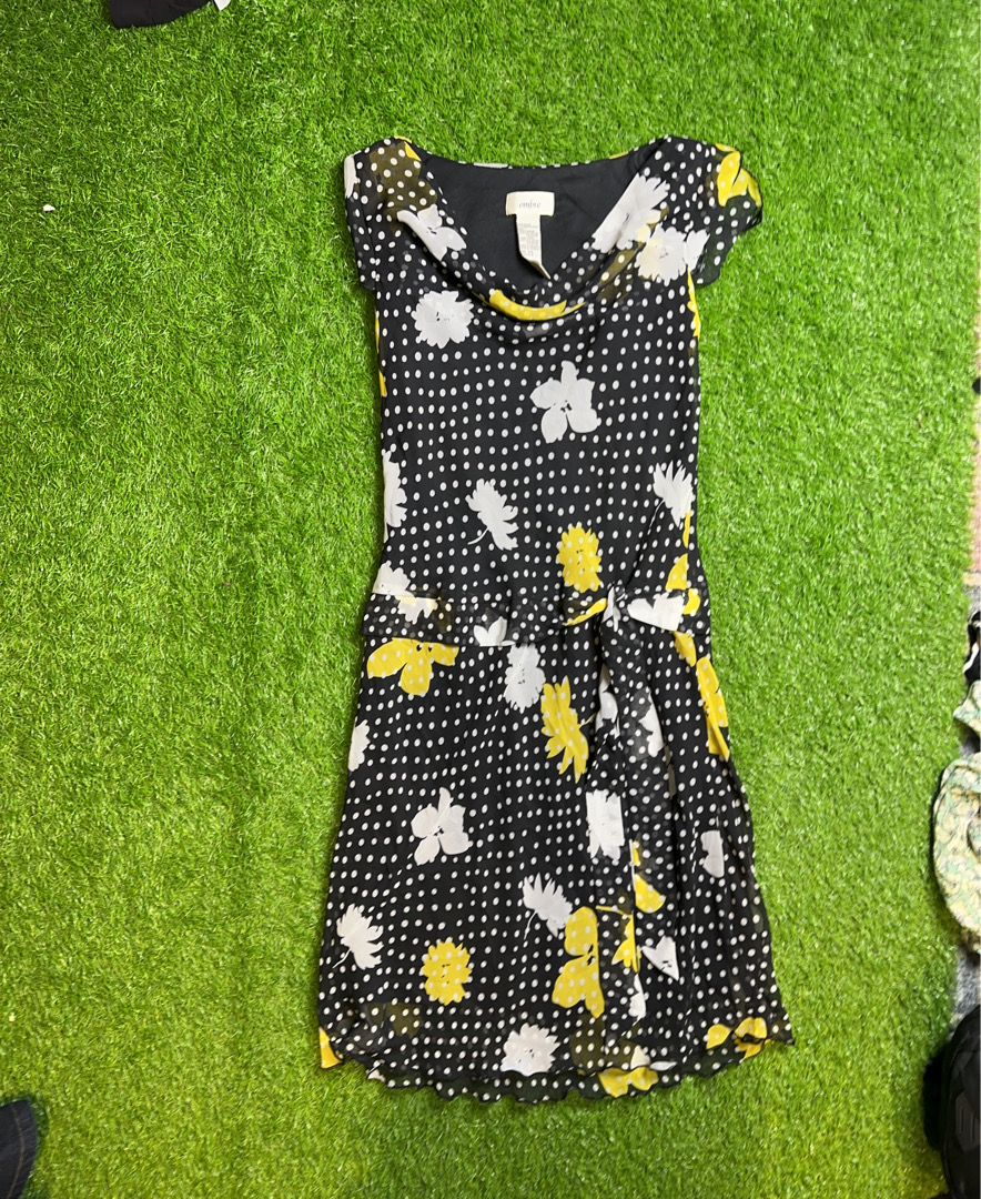 オムブレフローラルプリントミディドレス