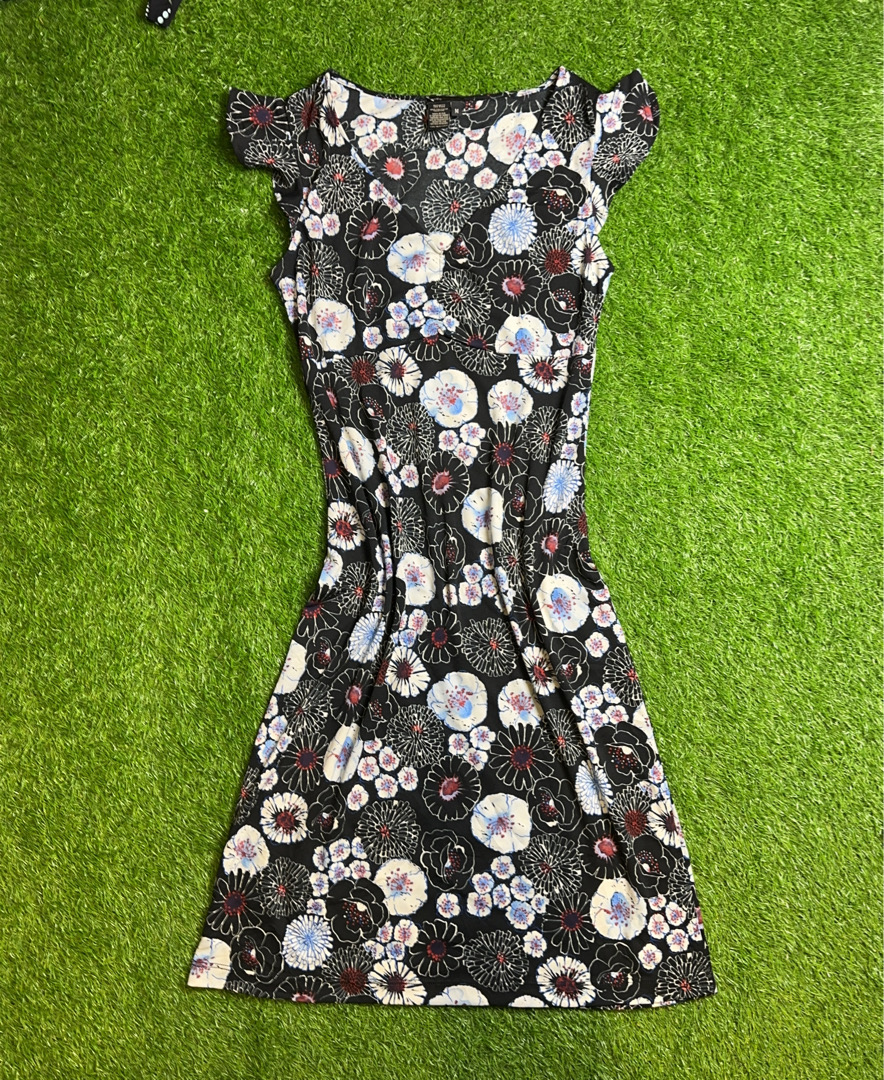 BCBG Max Azria フローラルミニドレス