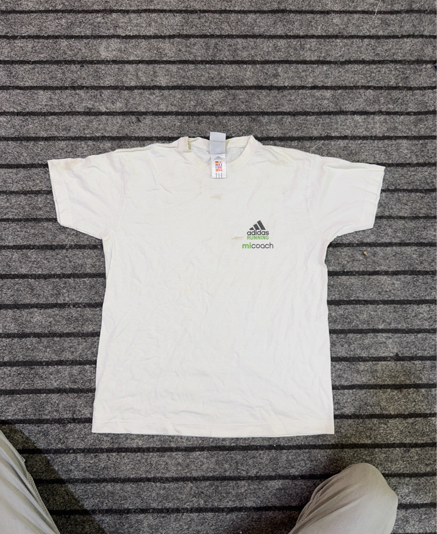 アディダス ランニング T シャツ